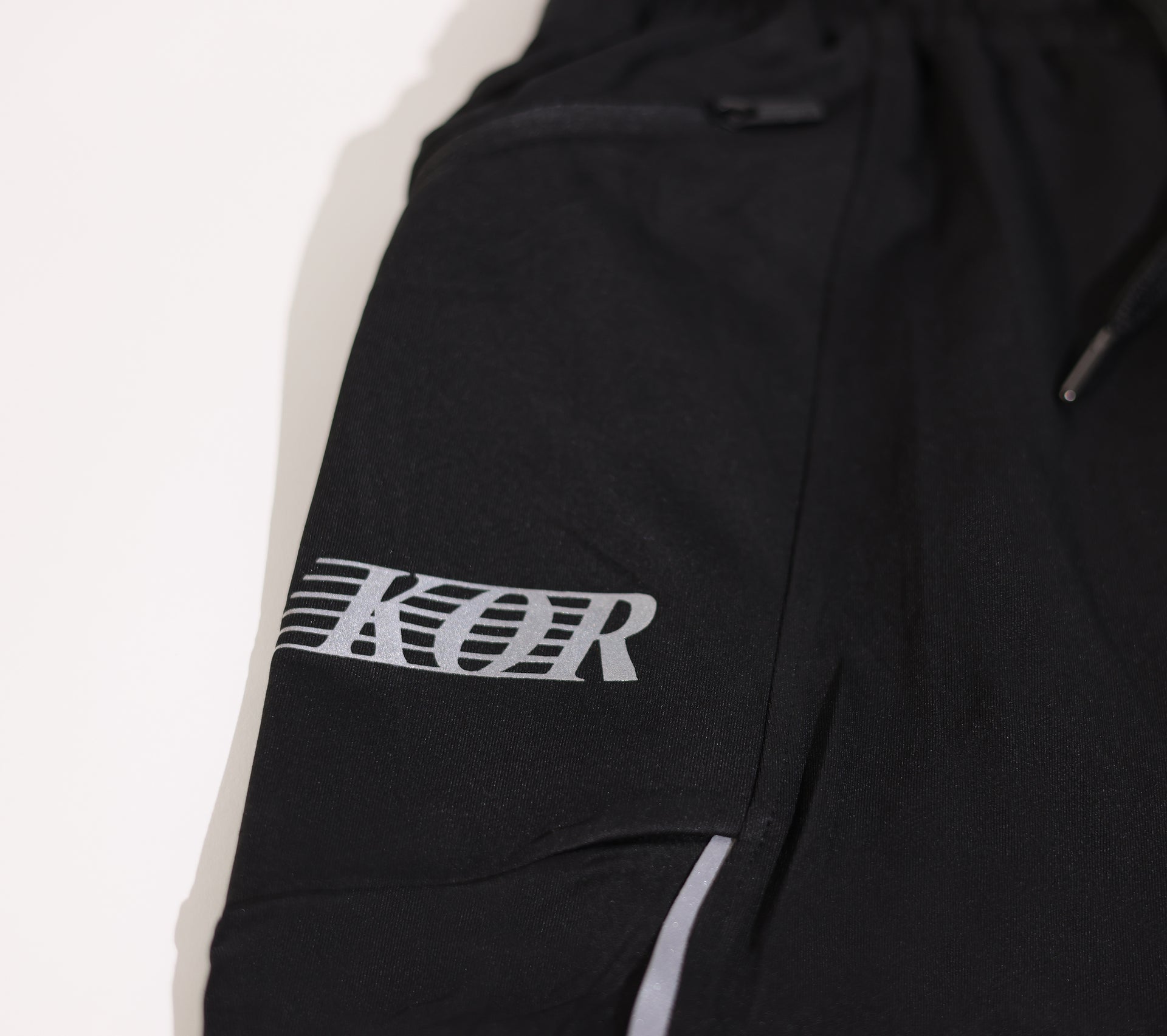 3m stripe KOR Joggers